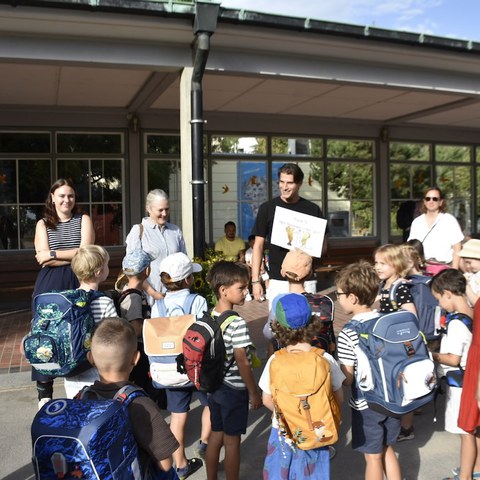 schule   16. Vergrösserte Ansicht