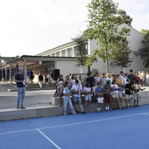 schule   2. Vergrösserte Ansicht