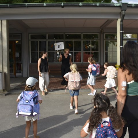 schule   20. Vergrösserte Ansicht