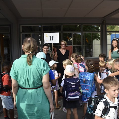 schule   22. Vergrösserte Ansicht