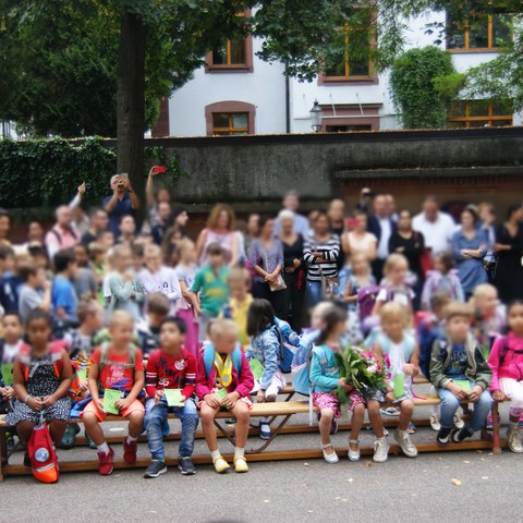 Erster Schultag (2018.08.13 08.47.42). Vergrösserte Ansicht