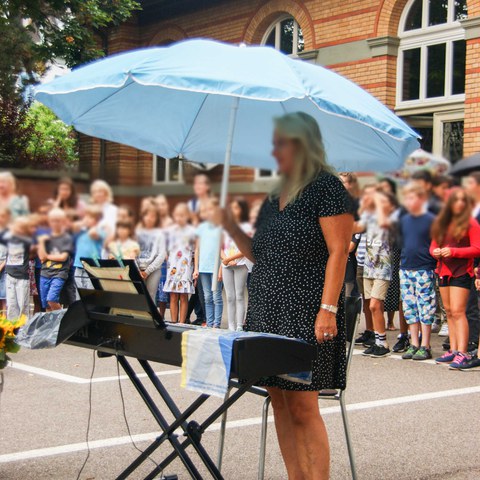 Erster Schultag (2018.08.13 08.49.52). Vergrösserte Ansicht
