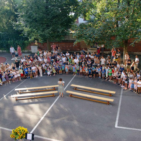 Erster Schultag (2024.08.12) 17. Vergrösserte Ansicht
