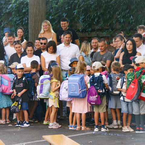 Erster Schultag 2026.08.10 32. Vergrösserte Ansicht
